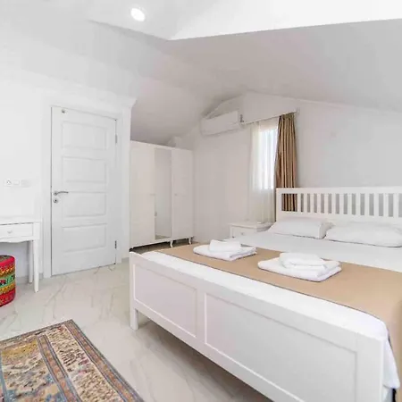 Ekin Villa, Oeluedeniz / / Tuerkiye * فتحية