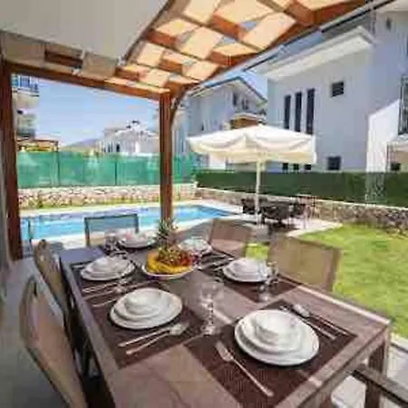 فندق Ekin Villa, Oeluedeniz / / Tuerkiye